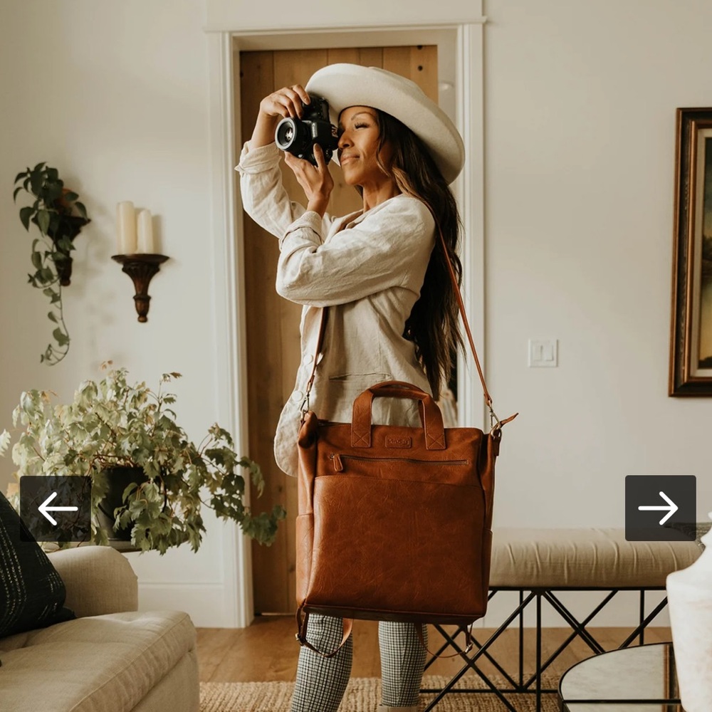 Kindly Camera Bag “Courtney” full size in brown - Picture 4 of 14